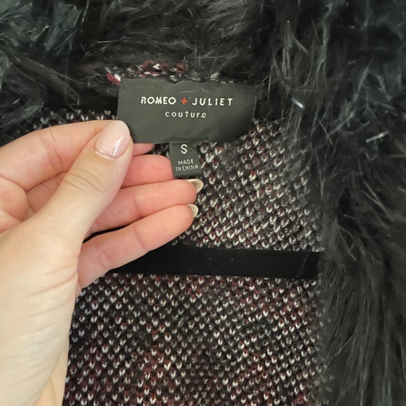 Fur Collar Cardigan - Romeo + Juliet - Picture 2 of 2